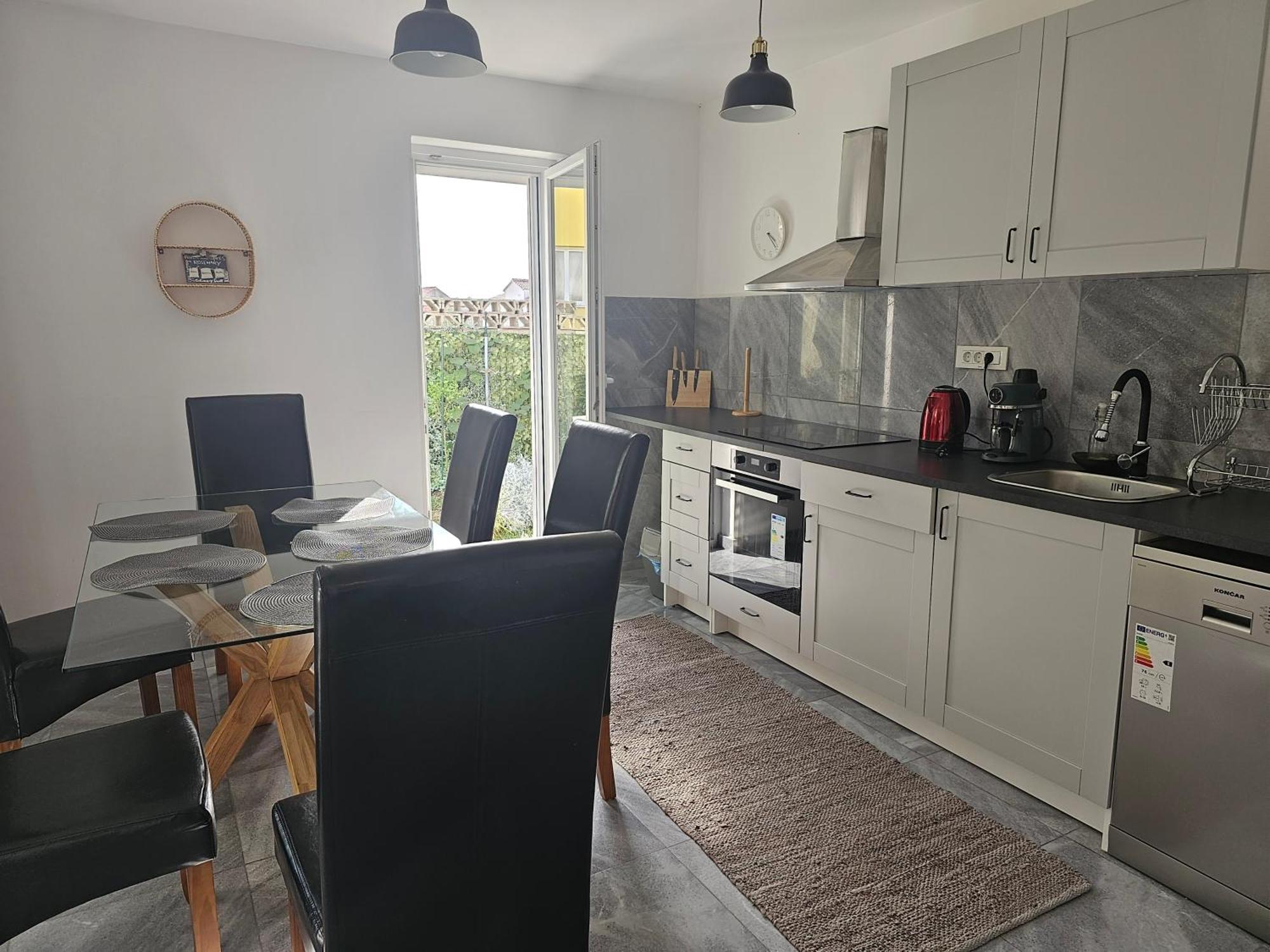 Vila Regina Apartment Rex With Swimming Pool 제제라 외부 사진