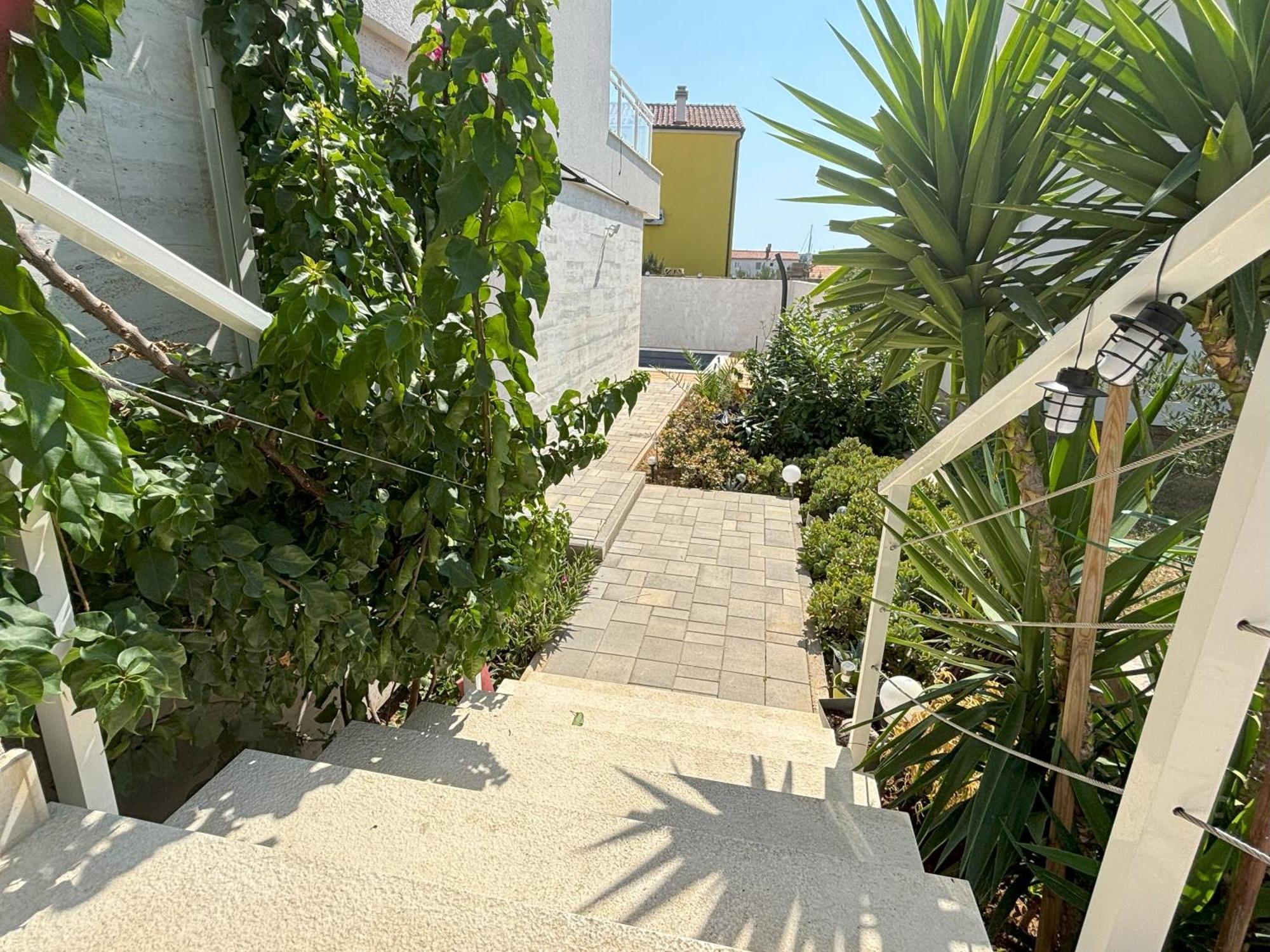 Vila Regina Apartment Rex With Swimming Pool 제제라 외부 사진