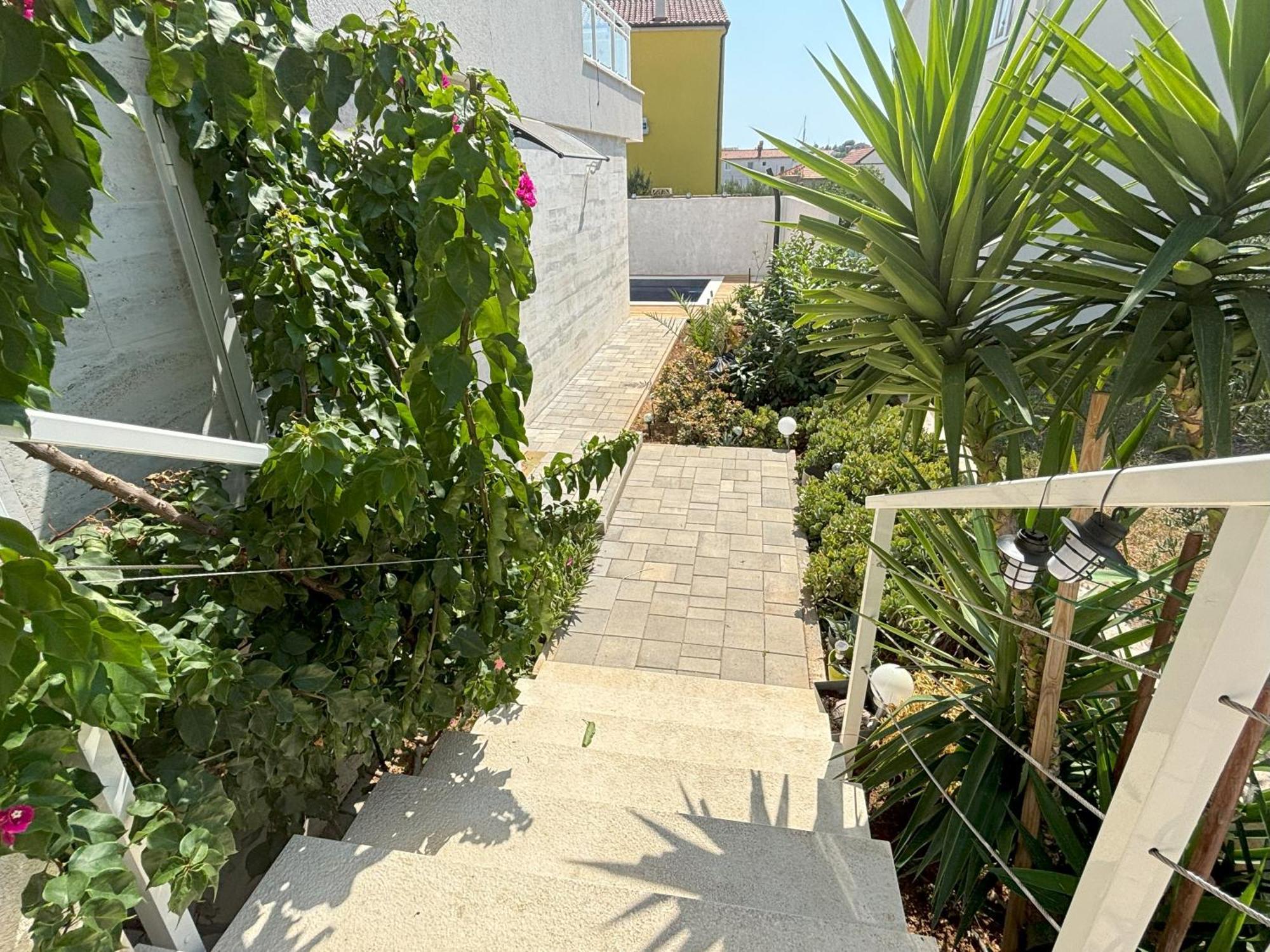 Vila Regina Apartment Rex With Swimming Pool 제제라 외부 사진